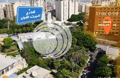 Apartment - 6 Bedrooms - 3 Bathrooms for sale in Albert Al Awal St. - Smouha - Hay Sharq - Alexandria