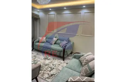 Apartment - 2 Bedrooms - 1 Bathroom for rent in Anwar Al Mufti St. - 1st Zone - Nasr City - Cairo