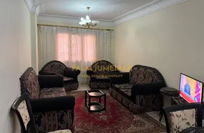 Apartment - 2 Bedrooms - 1 Bathroom for rent in Khaled Ibn Al Walid St. - Miami - Hay Awal El Montazah - Alexandria