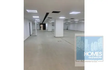 Half Floor - Studio - 4 Bathrooms for rent in One Ninety Mall - South Teseen St. - The 5th Settlement - New Cairo City - Cairo