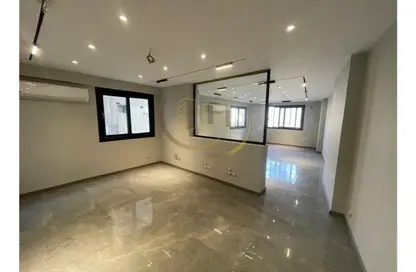 Office Space - Studio - 1 Bathroom for rent in Cornish El Nile St. - Maadi - Hay El Maadi - Cairo