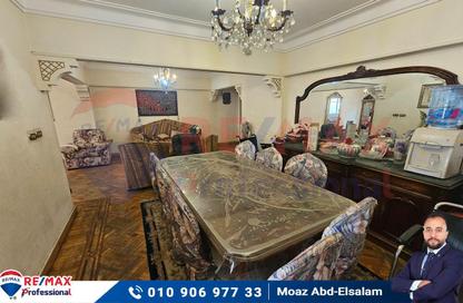 Apartment - 4 Bedrooms - 1 Bathroom for sale in Doctor Sayed Fahmy St. - Smouha - Hay Sharq - Alexandria