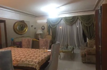 Apartment - 3 Bedrooms - 2 Bathrooms for rent in Maadi - Hay El Maadi - Cairo