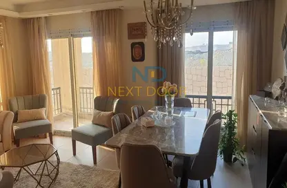 Apartment - 3 Bedrooms - 2 Bathrooms for sale in Stone Residence - 5th Settlement Compounds - The 5th Settlement - New Cairo City - Cairo