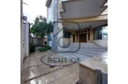 Villa - Studio - 4 Bathrooms for rent in Al Shouyfat St. - District 1 - The 5th Settlement - New Cairo City - Cairo