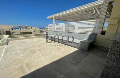 شاليه - 4 غرف نوم - 3 حمامات للبيع في هاسييندا وايت - سيدي عبد الرحمن - الساحل الشمالي
