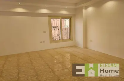 Apartment - 2 Bedrooms - 1 Bathroom for sale in South Lotus - El Lotus - New Cairo City - Cairo