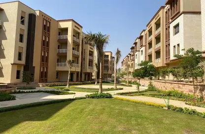 Apartment - 3 Bedrooms - 3 Bathrooms for sale in Green 5 - 6 October Compounds - 6 October City - Giza