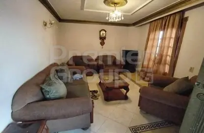 Apartment - 3 Bedrooms - 2 Bathrooms for rent in Street 200 - Degla - Hay El Maadi - Cairo