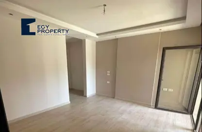 Apartment - 2 Bedrooms - 2 Bathrooms for sale in The Fourteen Golf Residences - Uptown Cairo - Mokattam - Cairo