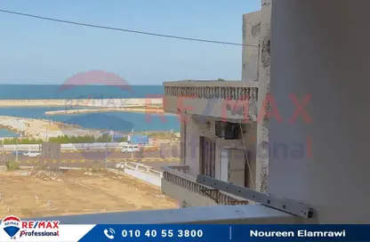 Apartment - 3 Bedrooms - 2 Bathrooms for sale in Abdel Salam Aref St. - Glim - Hay Sharq - Alexandria