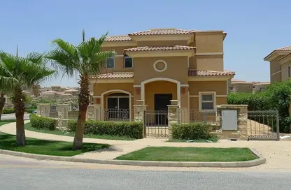 Villa - 6 Bedrooms - 6 Bathrooms for sale in Stone Park - 5th Settlement Compounds - The 5th Settlement - New Cairo City - Cairo