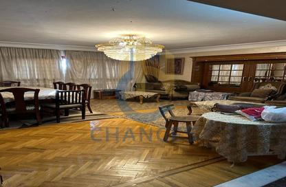 Apartment - 4 Bedrooms - 2 Bathrooms for sale in Cornish El Nile St. - Maadi - Hay El Maadi - Cairo