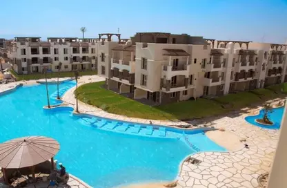 Chalet - 2 Bedrooms - 2 Bathrooms for sale in Blue Blue - Al Ain Al Sokhna - Suez