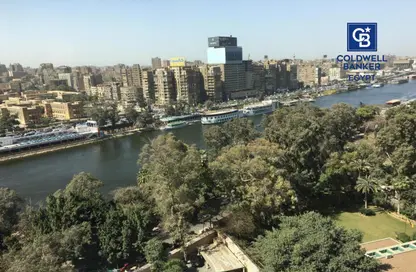 Apartment - 3 Bedrooms - 3 Bathrooms for rent in El Gezirah St. - Zamalek - Cairo