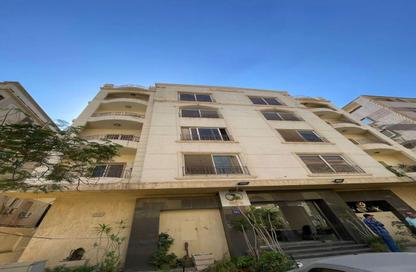 Full Floor - 3 Bedrooms - 2 Bathrooms for sale in Al Esraa St. - El Mearag City - Zahraa El Maadi - Hay El Maadi - Cairo