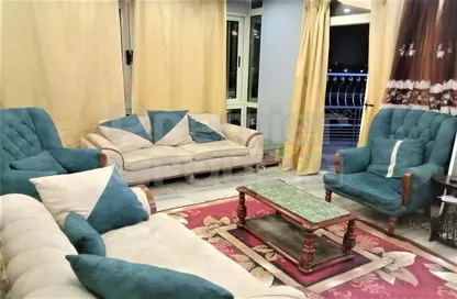 Apartment - 4 Bedrooms - 3 Bathrooms for rent in Sarayat Al Maadi - Hay El Maadi - Cairo