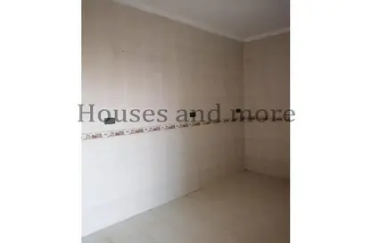 Apartment - 2 Bedrooms - 2 Bathrooms for sale in Hadayek Al Mohandessin - 4th District - Sheikh Zayed City - Giza