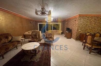 Apartment - 3 Bedrooms - 2 Bathrooms for sale in Sarayat Al Maadi - Hay El Maadi - Cairo