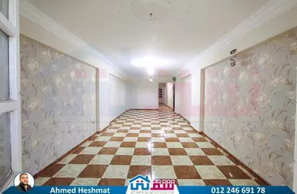 Apartment - 3 Bedrooms - 1 Bathroom for sale in Mogamaa Miami St. - Miami - Hay Awal El Montazah - Alexandria