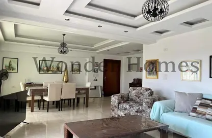 Apartment - 2 Bedrooms - 2 Bathrooms for sale in Degla Square - Degla - Hay El Maadi - Cairo