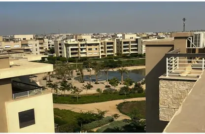 Apartment - 2 Bedrooms - 2 Bathrooms for sale in New Giza - Cairo Alexandria Desert Road - 6 October City - Giza