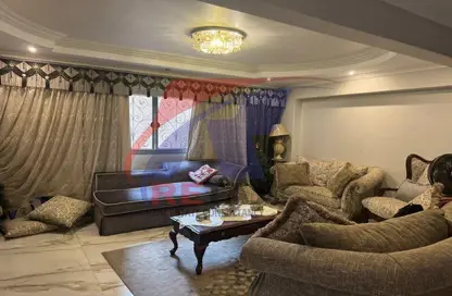 Apartment - 2 Bedrooms - 2 Bathrooms for sale in Dr Ismail Wahbi St. - 10th Zone - Nasr City - Cairo