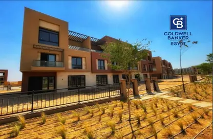 Townhouse - 5 Bedrooms - 5 Bathrooms for sale in Azzar - 5th Settlement Compounds - The 5th Settlement - New Cairo City - Cairo