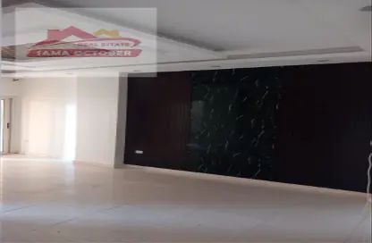 Apartment - 5 Bedrooms - 2 Bathrooms for sale in 6 October City - Giza