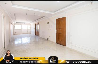 Apartment - 3 Bedrooms - 2 Bathrooms for sale in Sporting - Hay Sharq - Alexandria