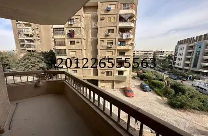 Apartment - 3 Bedrooms - 2 Bathrooms for sale in Zahraa Al Maadi St. - Degla - Hay El Maadi - Cairo