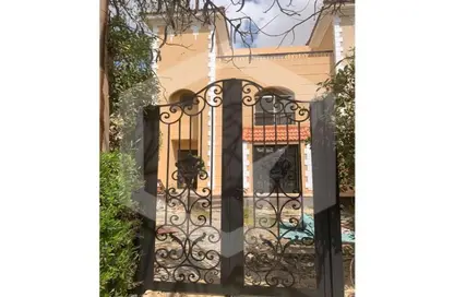 Townhouse - 4 Bedrooms - 4 Bathrooms for sale in Mena Garden City - Al Motamayez District - 6 October City - Giza