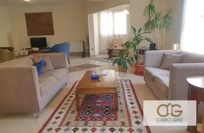 Apartment - 3 Bedrooms - 3 Bathrooms for rent in Mohamed Mazhar St. - Zamalek - Cairo