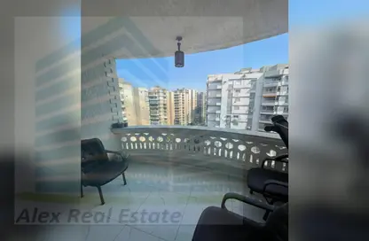 Apartment - 3 Bedrooms - 2 Bathrooms for rent in Mohammed Al Eqbal St. - Laurent - Hay Sharq - Alexandria