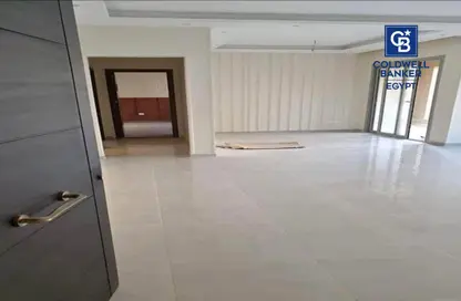 Apartment - 3 Bedrooms - 2 Bathrooms for sale in Village West - Sheikh Zayed Compounds - Sheikh Zayed City - Giza