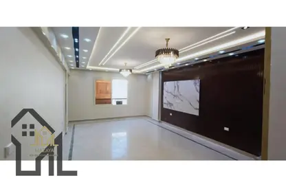 Apartment - 3 Bedrooms - 2 Bathrooms for sale in Gate 1 - Khofo - Hadayek El Ahram - Giza