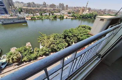 Apartment - 4 Bedrooms - 3 Bathrooms for rent in Abou Al Feda St. - Zamalek - Cairo