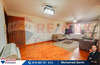 Apartment - 3 Bedrooms - 2 Bathrooms for rent in Mohamed Fawzy Moaz St. - Smouha - Hay Sharq - Alexandria