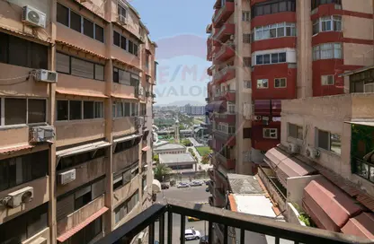 Apartment - 3 Bedrooms - 2 Bathrooms for sale in Smouha - Hay Sharq - Alexandria