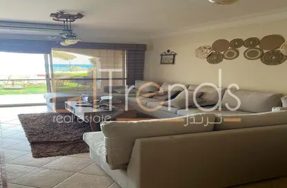 Townhouse - 2 Bedrooms - 2 Bathrooms for sale in La Vista 1 - La Vista - Al Ain Al Sokhna - Suez