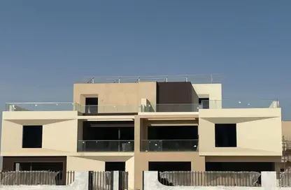 Townhouse - 4 Bedrooms - 4 Bathrooms for sale in Vye Sodic - New Zayed City - Sheikh Zayed City - Giza