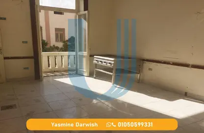 Apartment - 4 Bedrooms - 2 Bathrooms for sale in Fouad St. - Raml Station - Hay Wasat - Alexandria