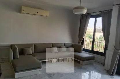 Apartment - 3 Bedrooms - 3 Bathrooms for sale in Sarayat Al Maadi - Hay El Maadi - Cairo