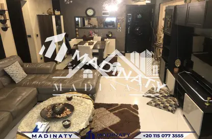 Apartment - 3 Bedrooms - 2 Bathrooms for sale in Smouha - Hay Sharq - Alexandria