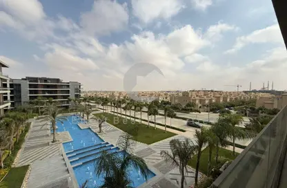 Apartment - 3 Bedrooms - 3 Bathrooms for sale in El Patio 7 - 5th Settlement Compounds - The 5th Settlement - New Cairo City - Cairo