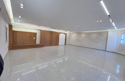 Apartment - 3 Bedrooms - 3 Bathrooms for sale in El Banafseg 4 - El Banafseg - New Cairo City - Cairo