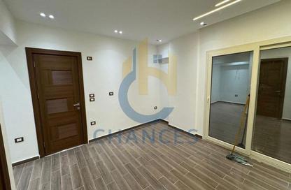 Apartment - 3 Bedrooms - 2 Bathrooms for sale in Bavaria Town - Zahraa El Maadi - Hay El Maadi - Cairo