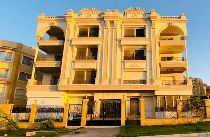 Apartment - 4 Bedrooms - 4 Bathrooms for sale in American University Housing District - 5th Settlement Compounds - The 5th Settlement - New Cairo City - Cairo