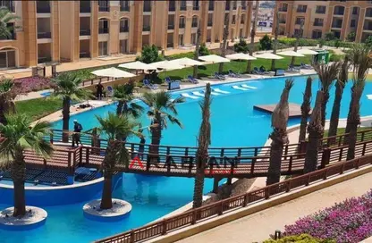 Apartment - 3 Bedrooms - 3 Bathrooms for sale in Stone Residence - 5th Settlement Compounds - The 5th Settlement - New Cairo City - Cairo