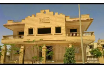 Villa - 5 Bathrooms for sale in El Motamayez District - Badr City - Cairo